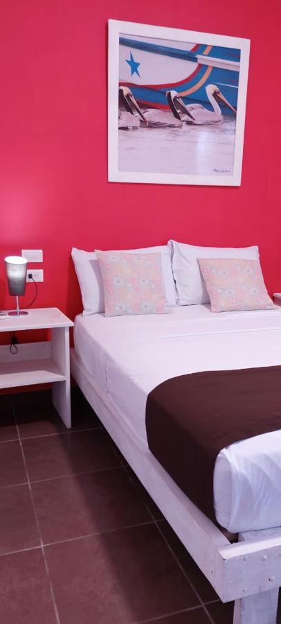 Hotel-Restaurante Ancora Puerto López 外观 照片